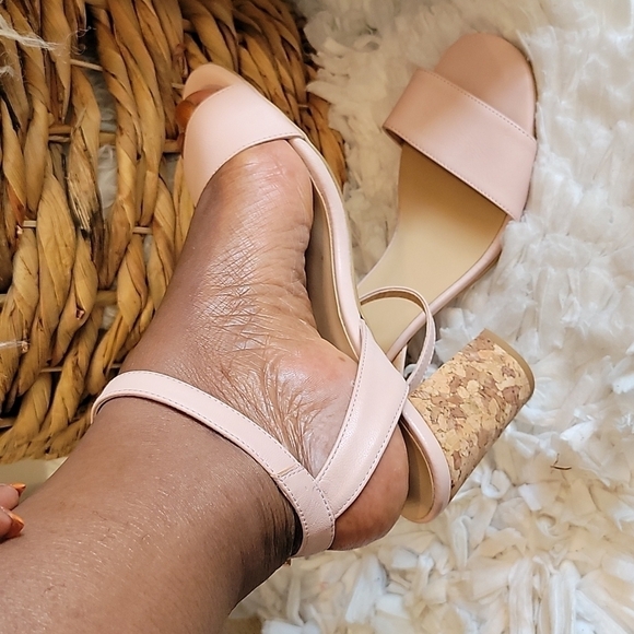 A/ anthropologie Pastel Powder pink sandals - Picture 1 of 10